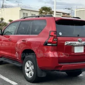 Toyota Land Cruiser Prado 2.8 2019 Red