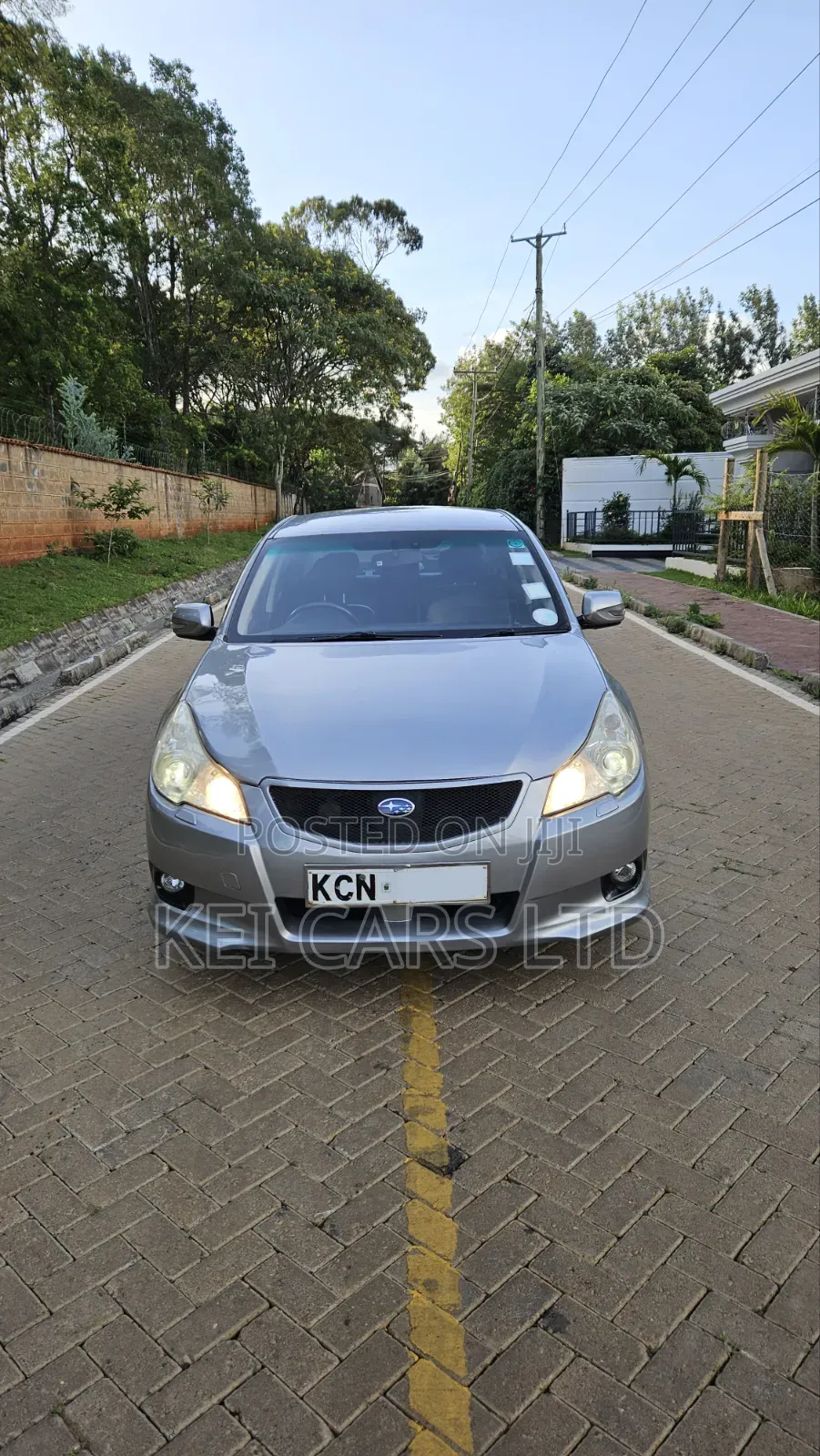 Subaru Legacy 2010 Silver