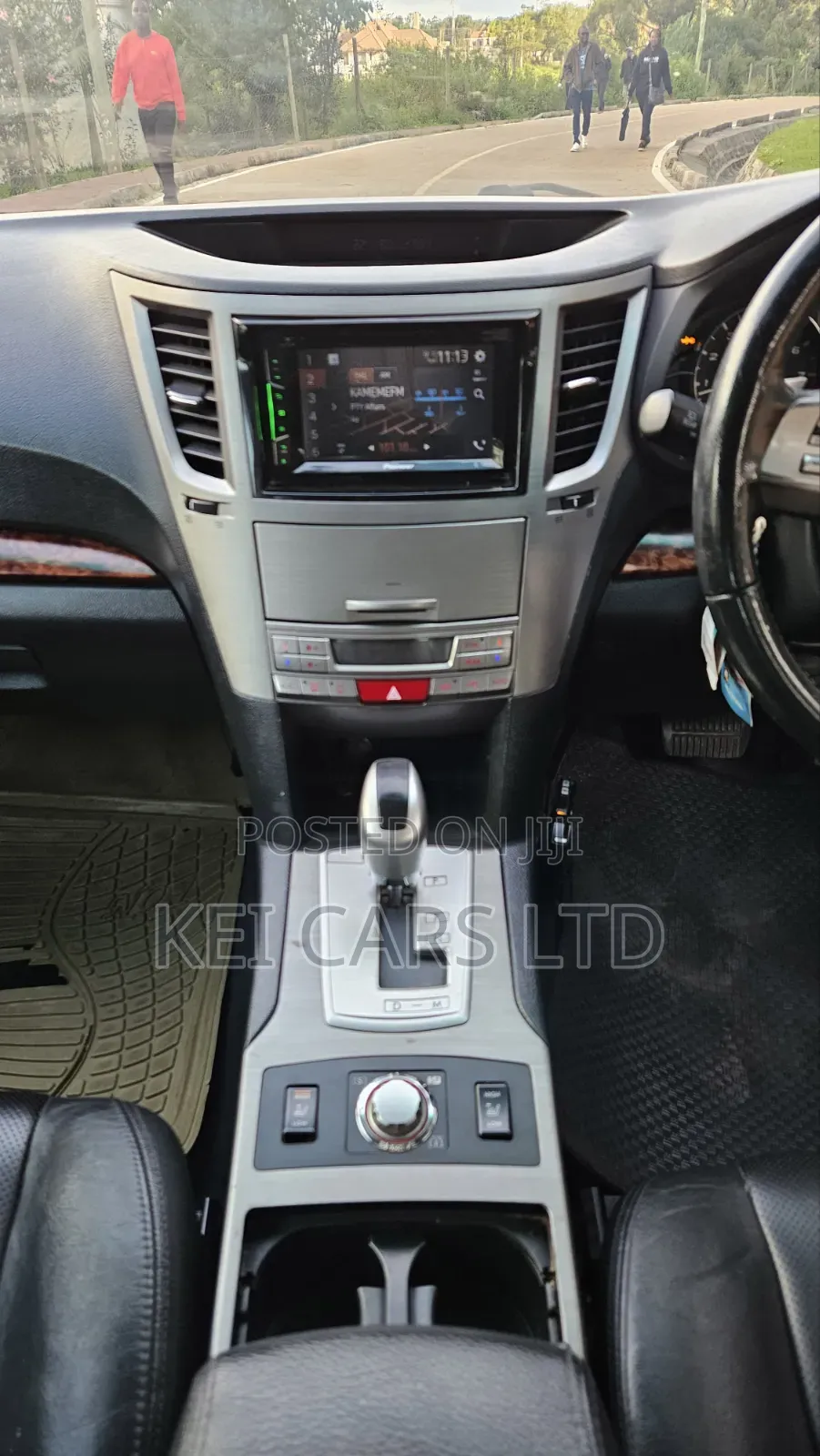 Subaru Legacy 2010 Silver