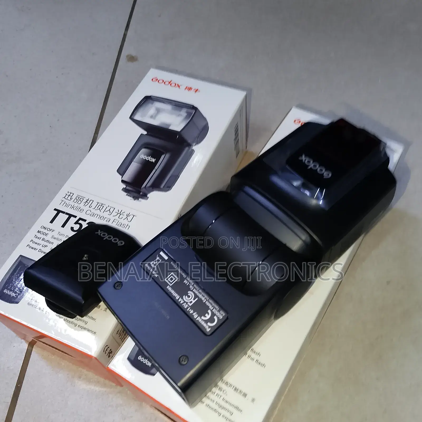 Tt520 Flash Light With DSLR With Standard Hot Shoe Rt Transmitter