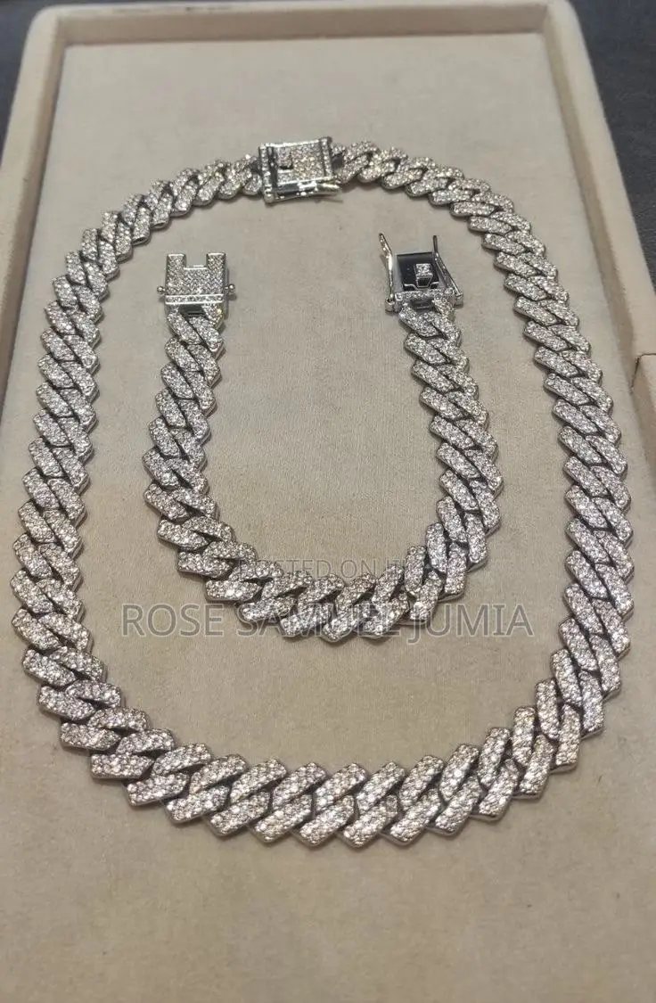 Hip Hip Iced Chains