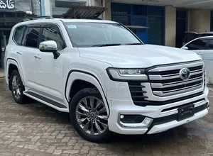 Toyota Land Cruiser 3.3 Diesel 4WD 2022 White