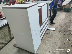 1.4m Receptionist Counter Desk