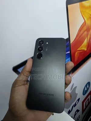 Tecno Spark 40 Pro 128 GB Black