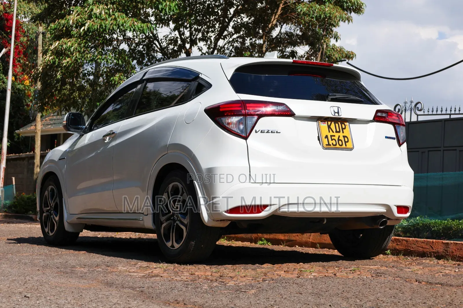 Honda Vezel 2016 White