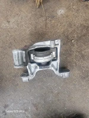 Engine Mount Mazda Cx3