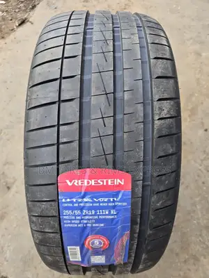 255 /55 R19 Vredestein Tyres