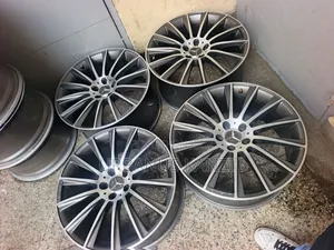 Size 20 Inch Mercedes Benz Staggered Sport Rims