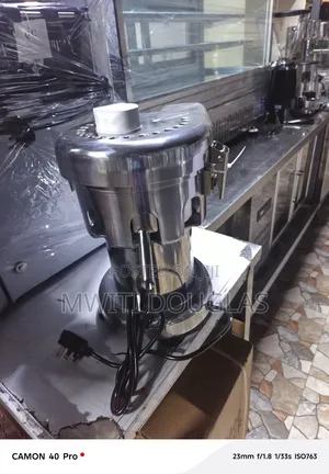 A4000 Commercial Juicer
