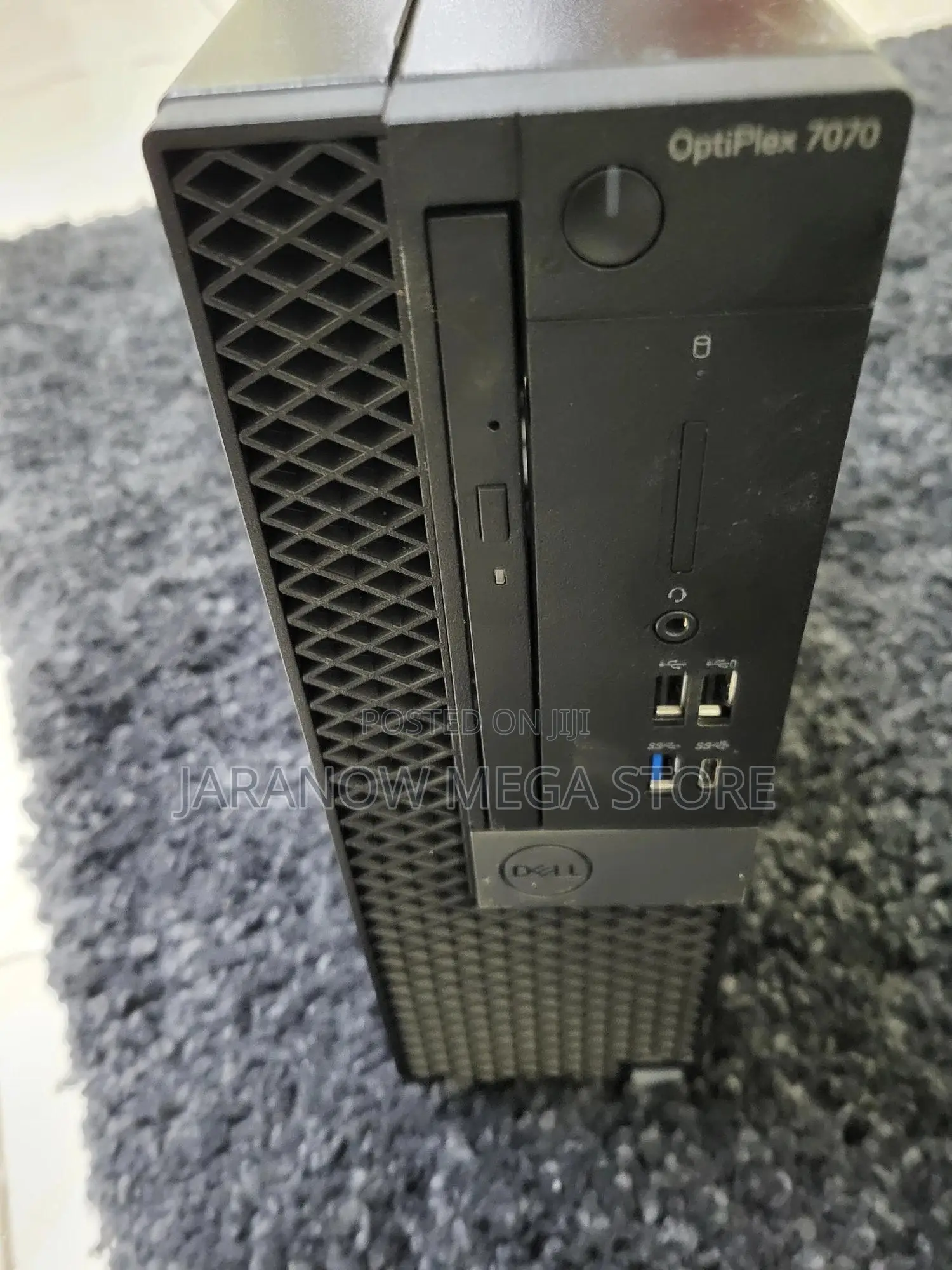 Desktop Computer Dell OptiPlex 7070 16GB Intel Core i5 SSD 256GB