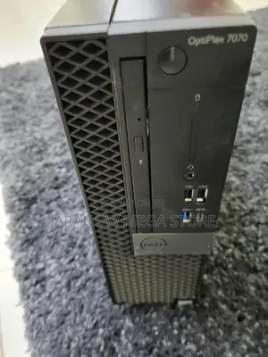 Desktop Computer Dell OptiPlex 7070 16GB Intel Core i5 SSD 256GB