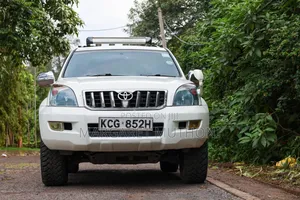 Toyota Land Cruiser Prado 2009 White