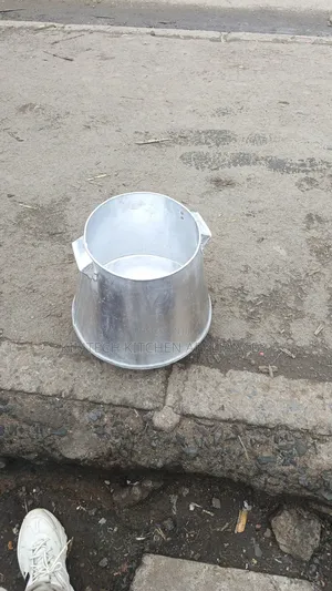 Aluminum Pot