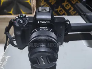 Canon Eos M-50
