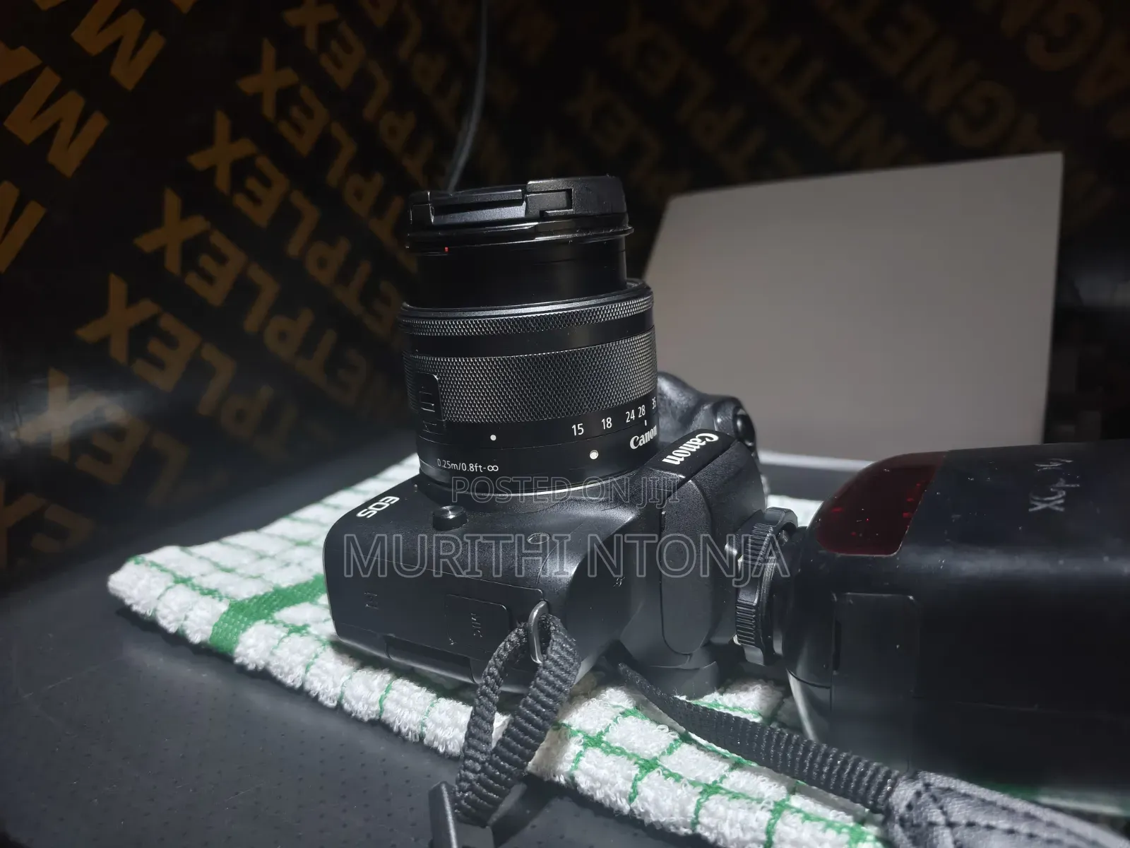 Canon Eos M-50