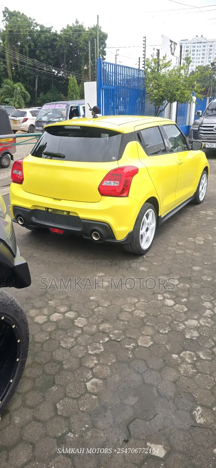 Suzuki Swift 2019 Yellow