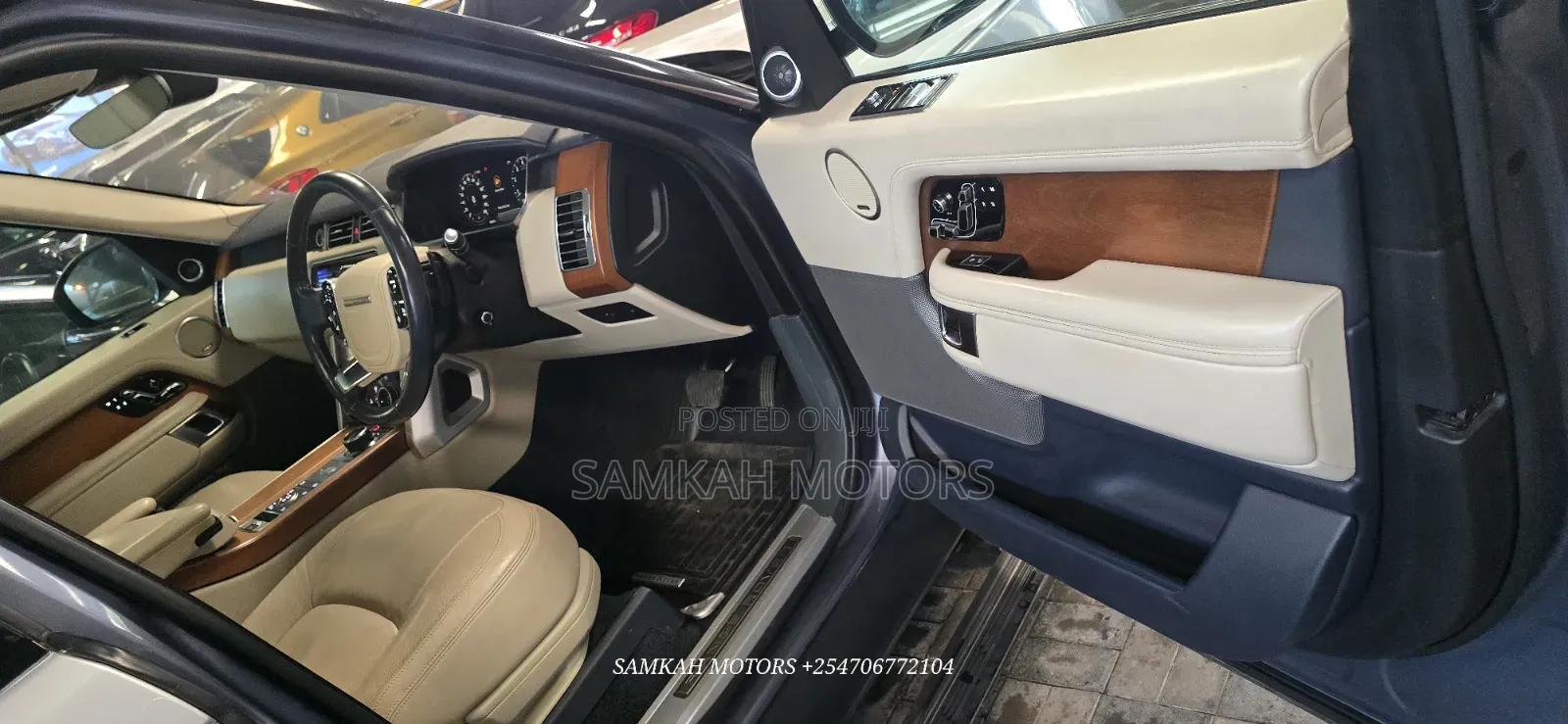Land Rover Range Rover Vogue 2019 Blue