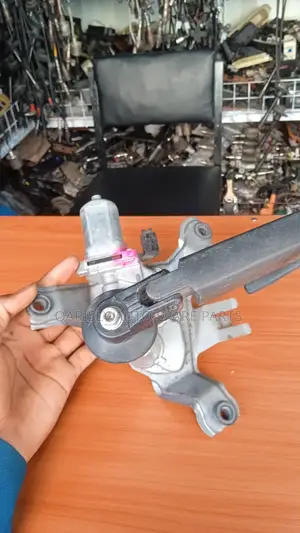 Rear Windscreen Wiper Motor Premio