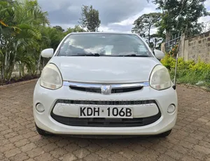 Toyota Passo 2015 White