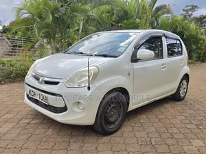 Toyota Passo 2015 White