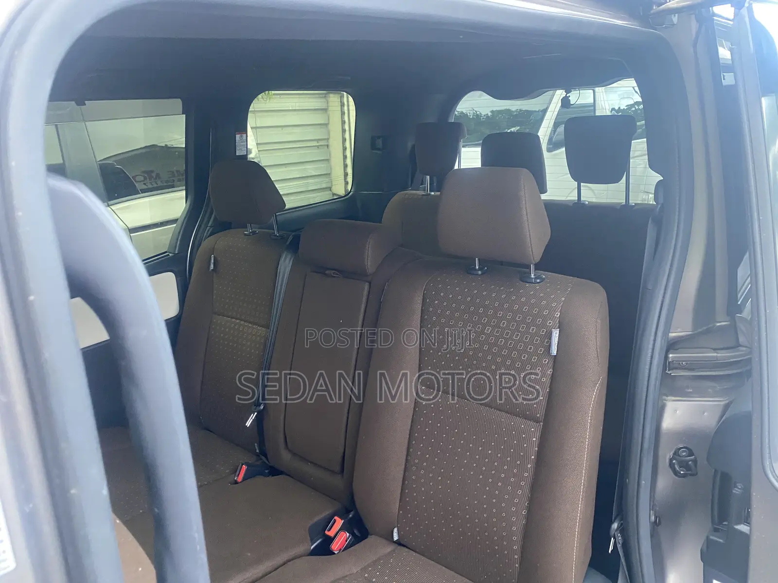 Toyota Noah 2019 Gold