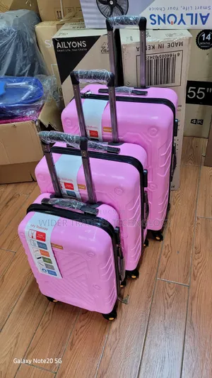 Luxurious 3 in 1 Unbreakable Suitcases Pink