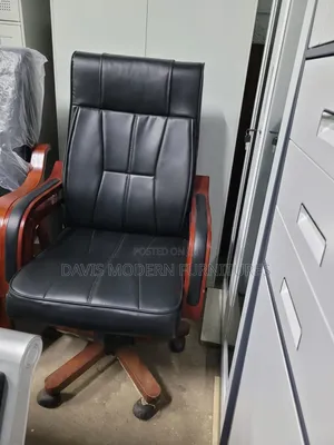 Classic High-Back Executive Office Chair