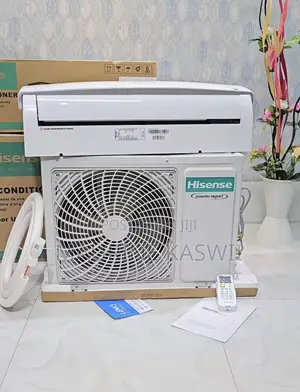 Hisense Inverted Heat Cooling Aircon 12 Btu