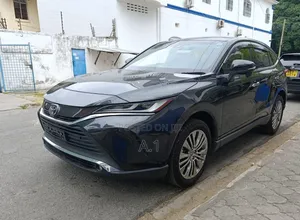 Toyota Harrier 2020 Matt Black
