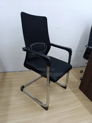 Modern High -Back Visitors Chair