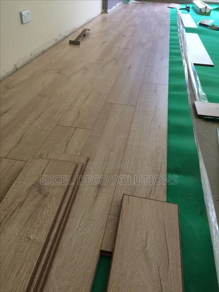 Laminate Flooring for Durable Interior Floor Solutions