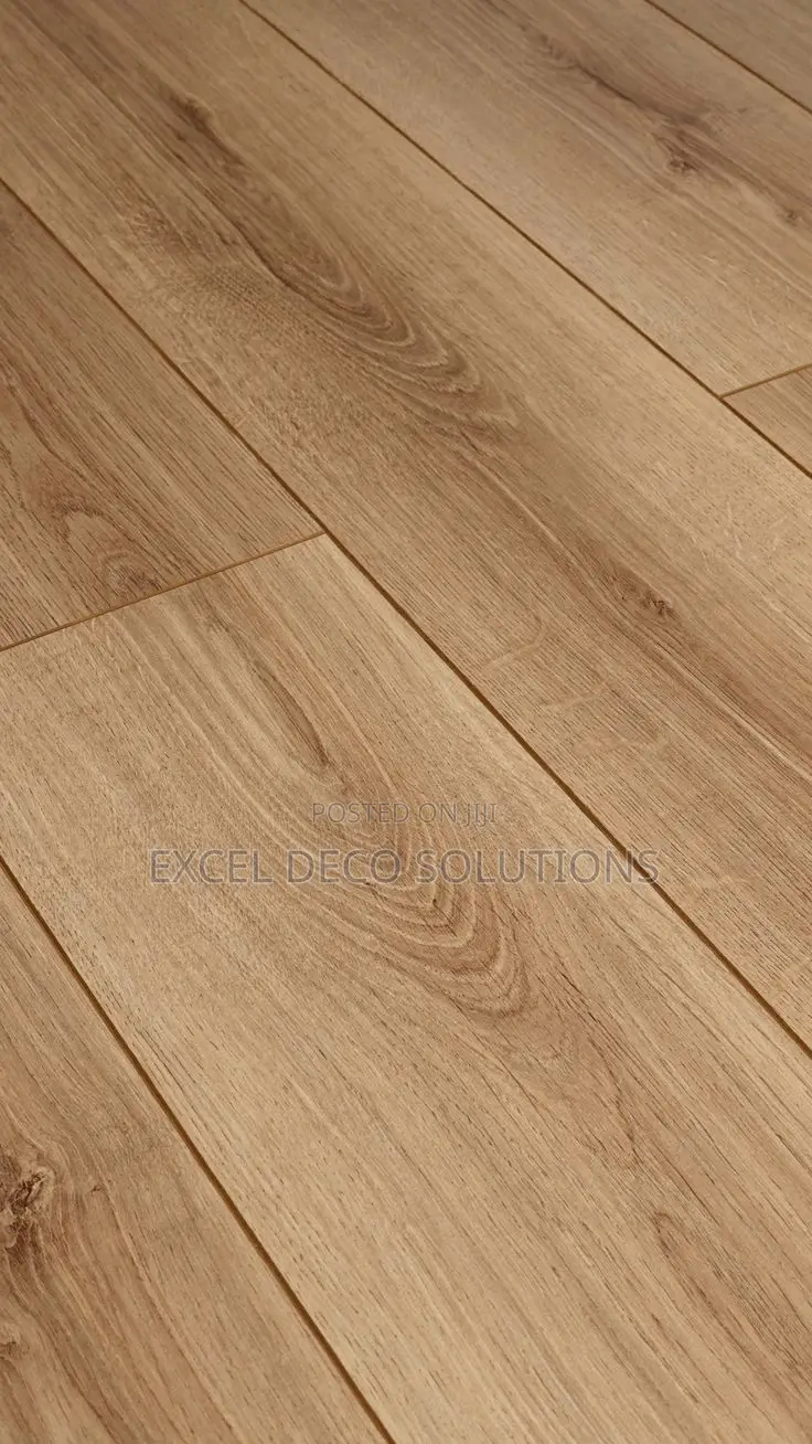 Laminate Flooring for Comfortable and Modern Spaces