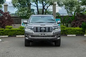 Toyota Land Cruiser Prado 2023