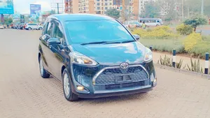 Toyota Sienta 2019