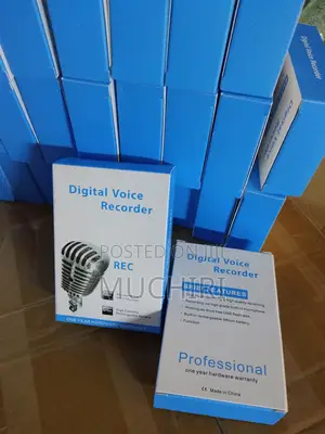 Digital Voice Recorder (8gb) With Accessories.