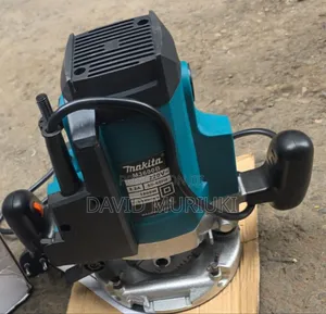 Makita Heavy Duty Wood Routers