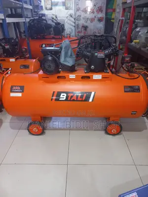 Bt 300 Bdac Belt Driven Compressor 3pistons 300ltrs 4hp