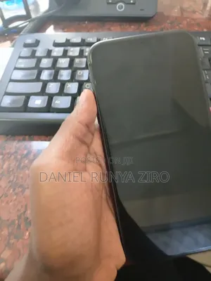 Apple iPhone 11 128 GB Black