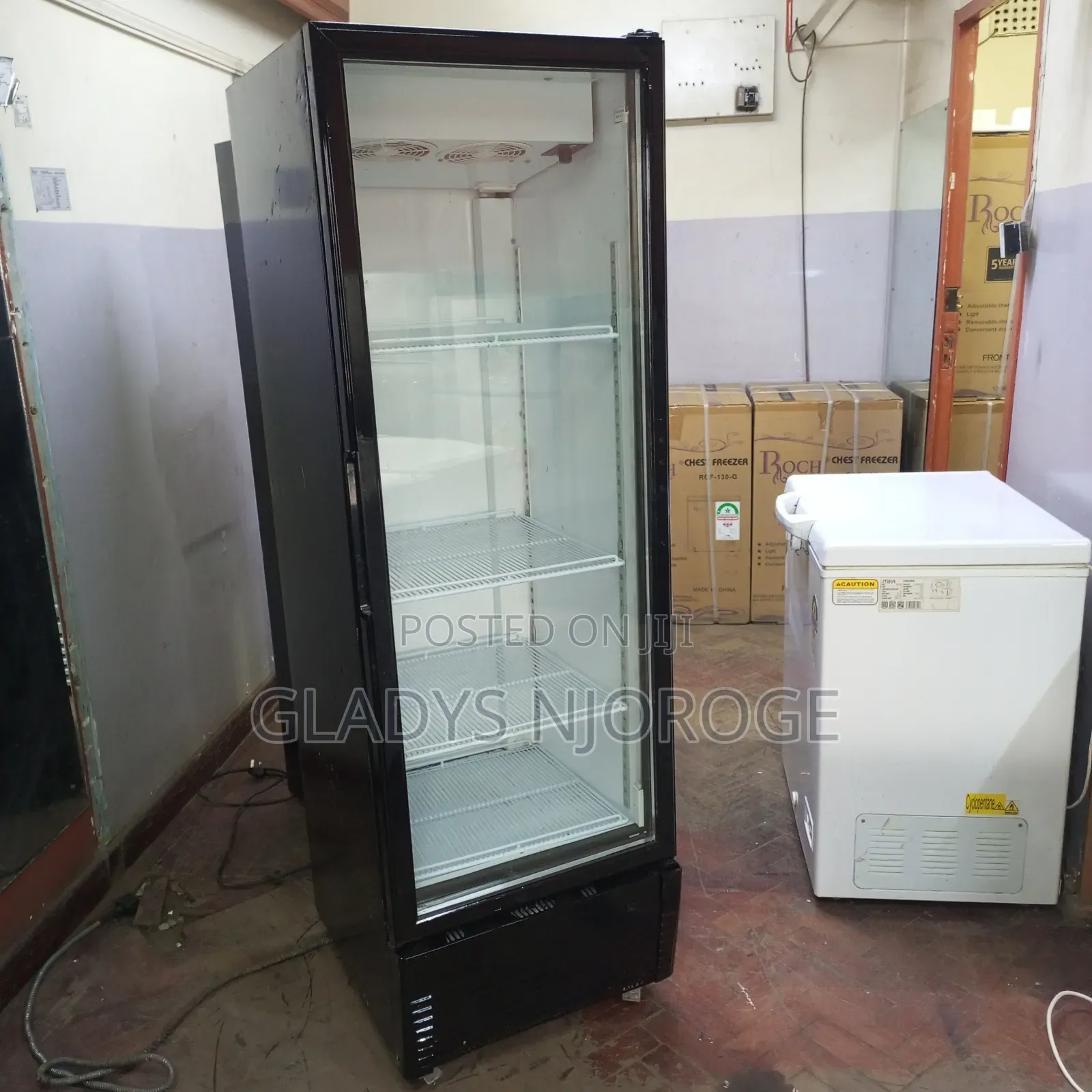Perfect Black White Display Chiller