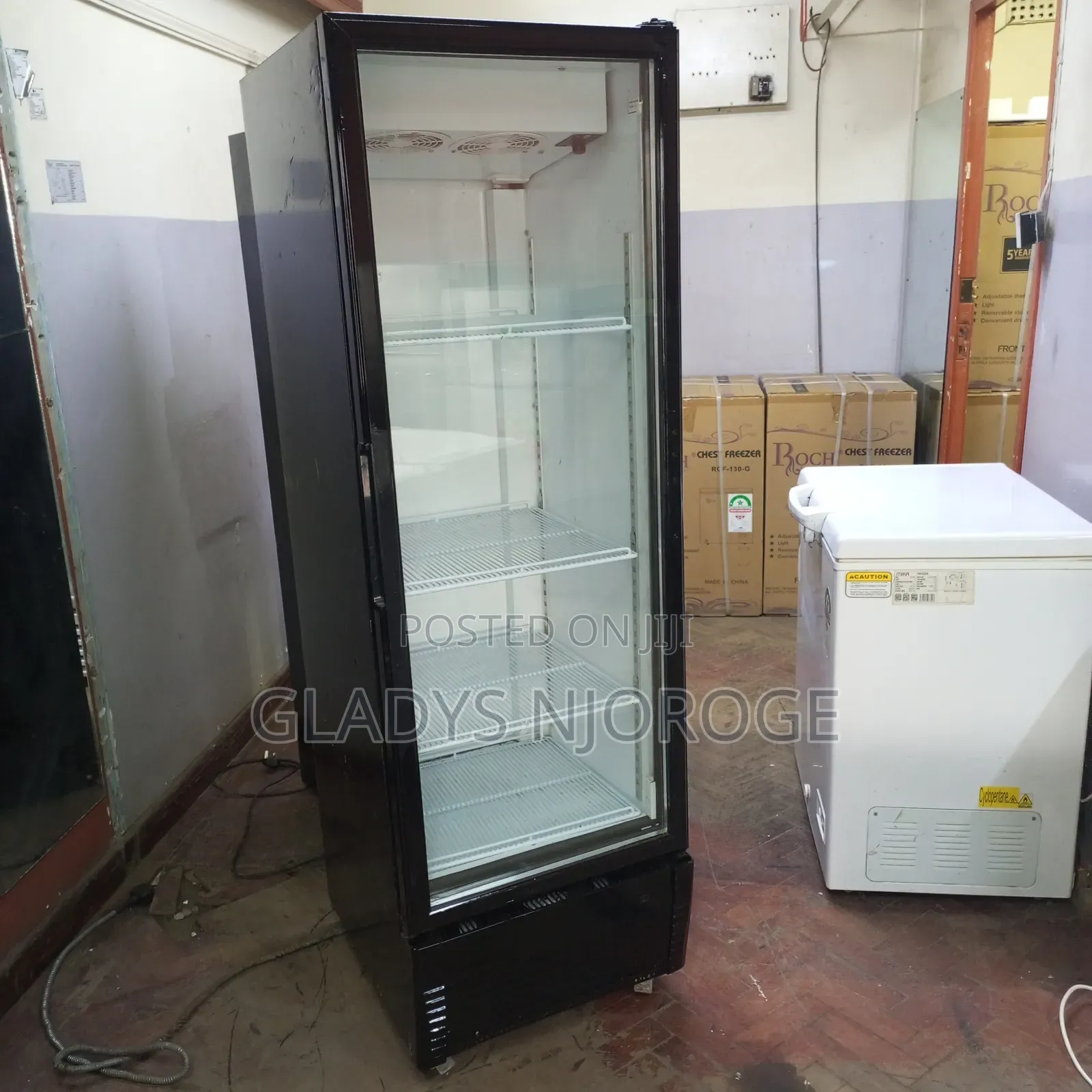 Perfect Black White Display Chiller