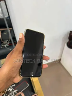 Apple iPhone 8 128 GB Black