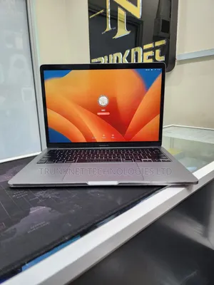Laptop Apple MacBook Pro 2020 16GB Intel Core i7 SSD 512GB