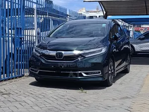 Honda Fit Shuttle 1.5 Hybrid 2WD 2019 Green