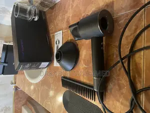 Dyson-Hairdryer. Original Uk