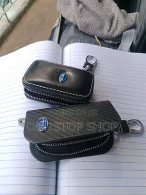 Black Leather Wallet Style Subaru Key Remote Holder With Zipper