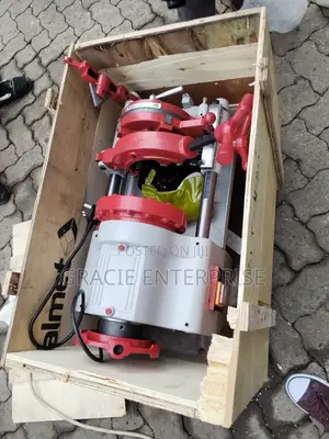 Electric Pipe Threader 1/2"-2"