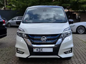 Nissan Serena 2019 White
