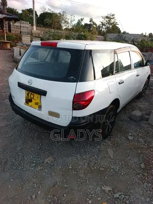 Nissan Advan 2010 White