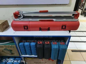 Tile Cutter / Rubi Tile Cutter