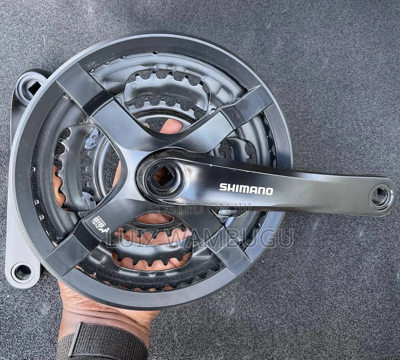 Shimano Tourney Crank Set